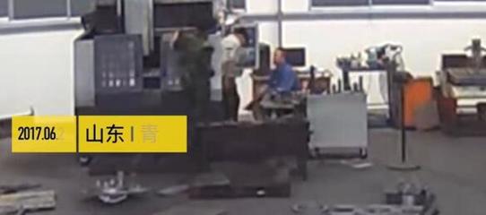 玩大了！男子用它开玩笑，同事重伤，自己被捕……法医鉴定揭露致命细节